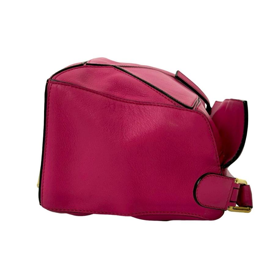 LOEWE（ロエベ） 極 美品 パズルバッグ アナグラム ロゴ レザー 本革