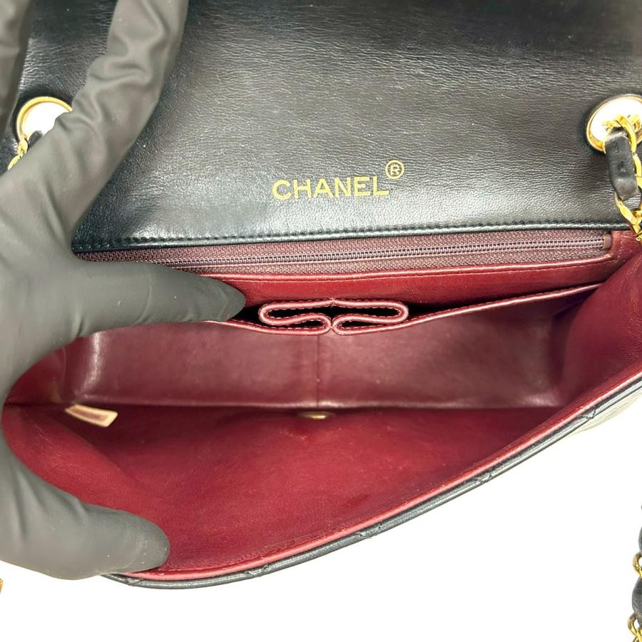 CHANEL（シャネル） 極 美品 シール有 1番台 ヴィンテージ マトラッセ