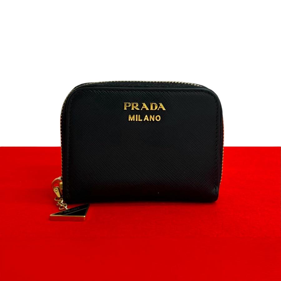 PRADA（プラダ） 極 美品 ロゴ 金具 サフィアーノ レザー 本革