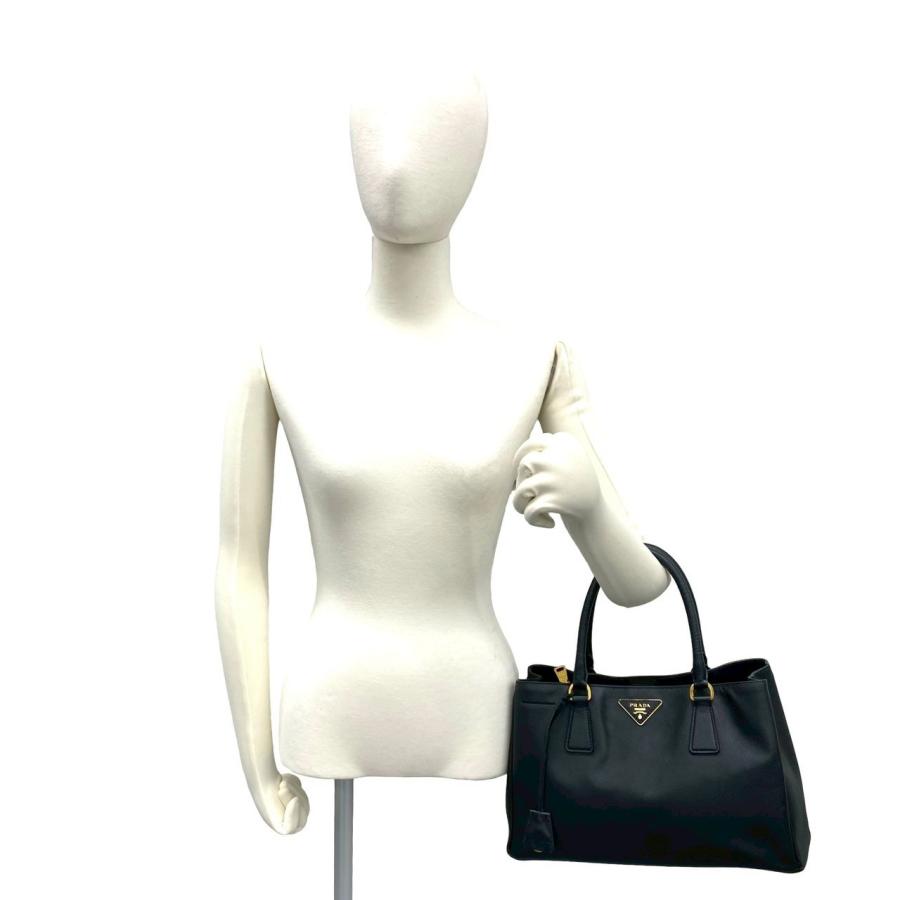 PRADA（プラダ） 極 美品 袋付き ガレリア 三角ロゴ サフィアーノ