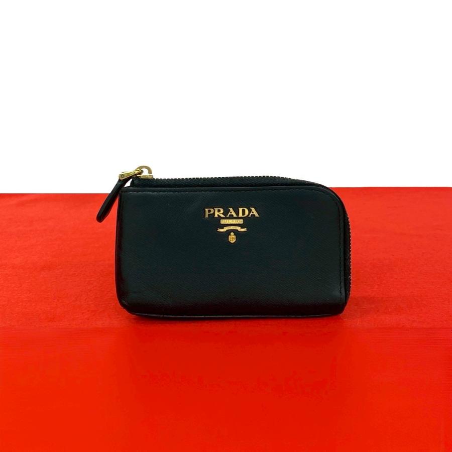 PRADA（プラダ） 極 美品 ロゴ 金具 レザー 本革 コインケース 小銭