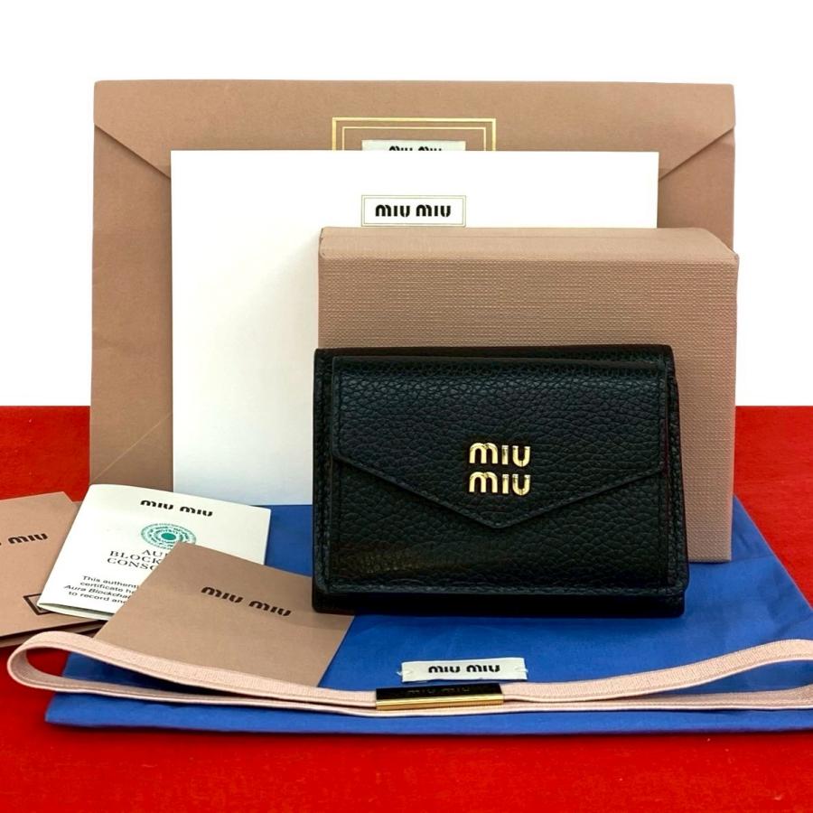 miu miu（ミュウミュウ） 未使用保管品 箱 袋付き ロゴ 金具 ヴィッ