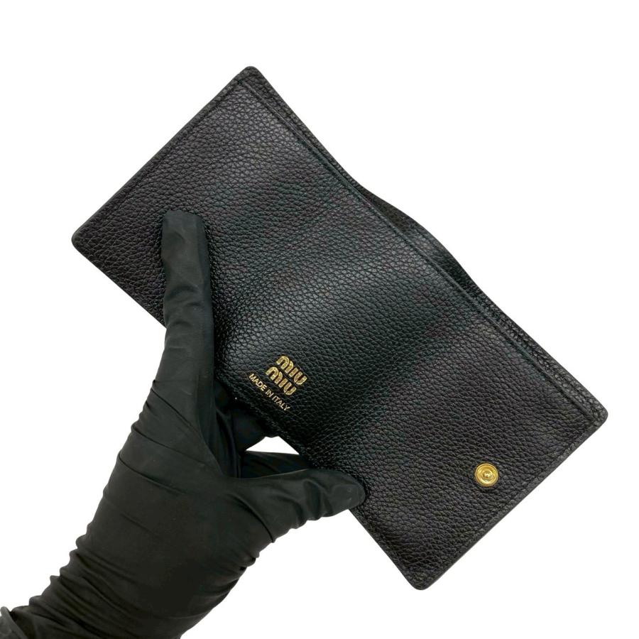 miu miu（ミュウミュウ） 未使用保管品 箱 袋付き ロゴ 金具 ヴィッ