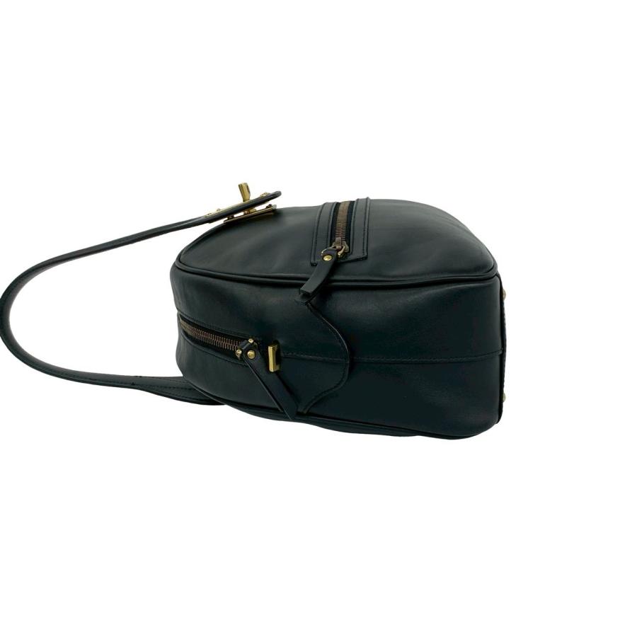 GUCCI（グッチ） 極 美品 希少品 ロゴ 金具 レザー 本革 ターンロック