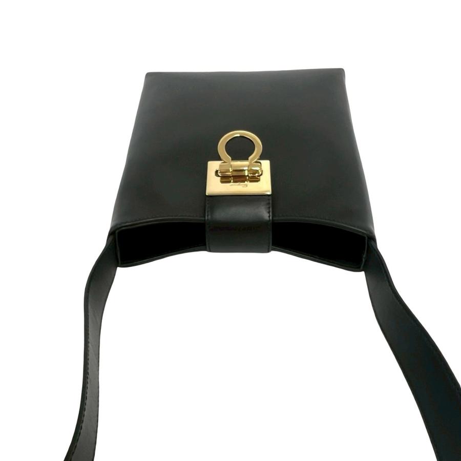 極 美品 袋付き Salvatore Ferragamo サルヴァトーレフェラガモ