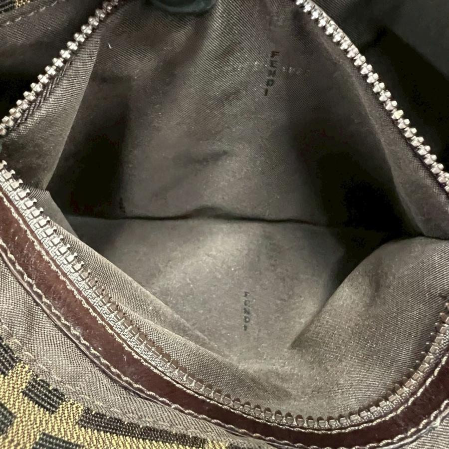 FENDI（フェンディ） 極 美品 ズッカ FF 柄 ロゴ 金具 キャンバス