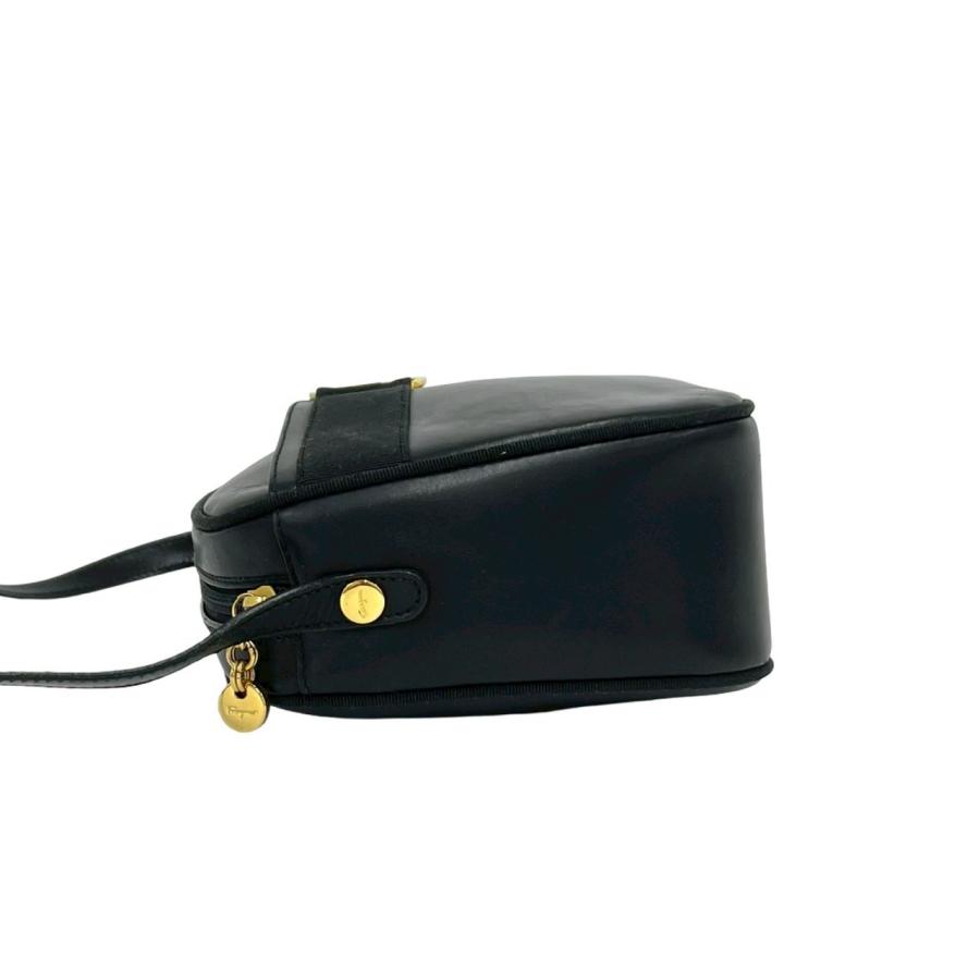 極 美品 Salvatore Ferragamo サルヴァトーレフェラガモ ヴァラリボン