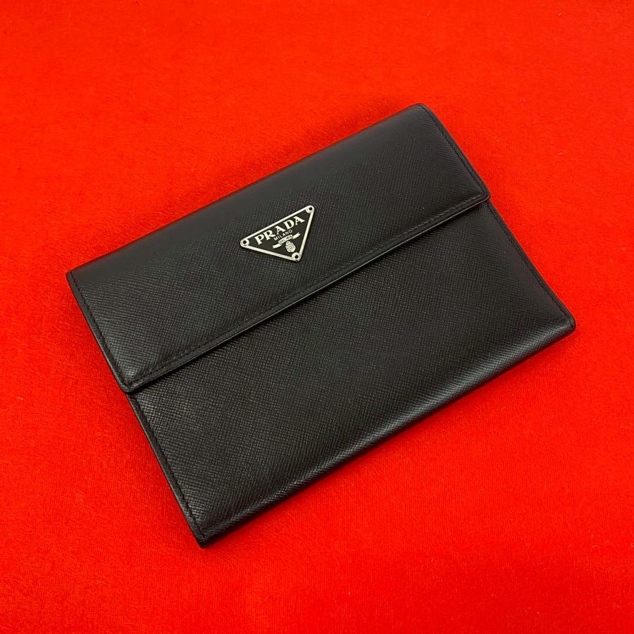 PRADA（プラダ） 極 美品 三角ロゴ プレート 金具 サフィアーノレザー