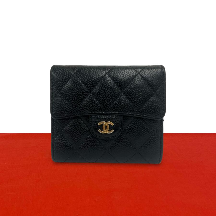 【極美品級】シャネル マトラッセ　財布 キャビアスキン　三つ折り ココマーク CHANEL（シャネル） 極 美品 シール有 24番台 マトラッセ ココマーク