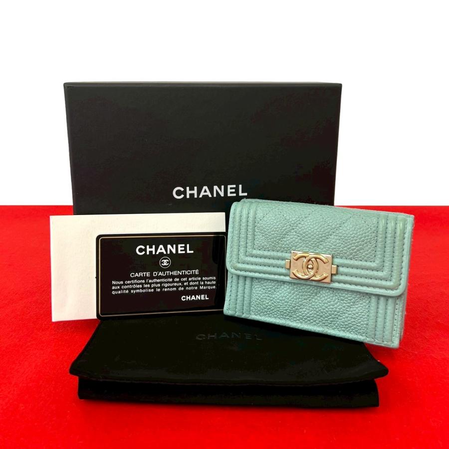 CHANEL（シャネル） 極 美品 箱 袋付き カード シール有 28番台 ボーイ 