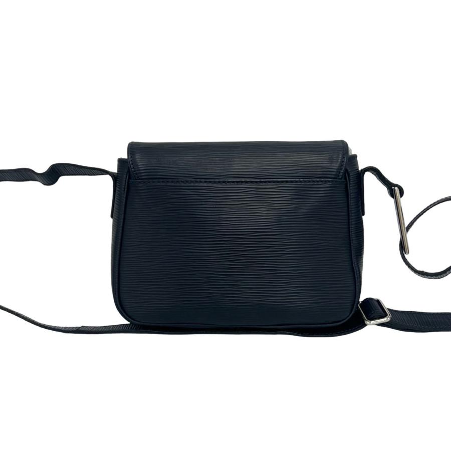 FENDI（フェンディ） 極 美品 ヴィンテージ FF ロゴ エピ レザー 本革