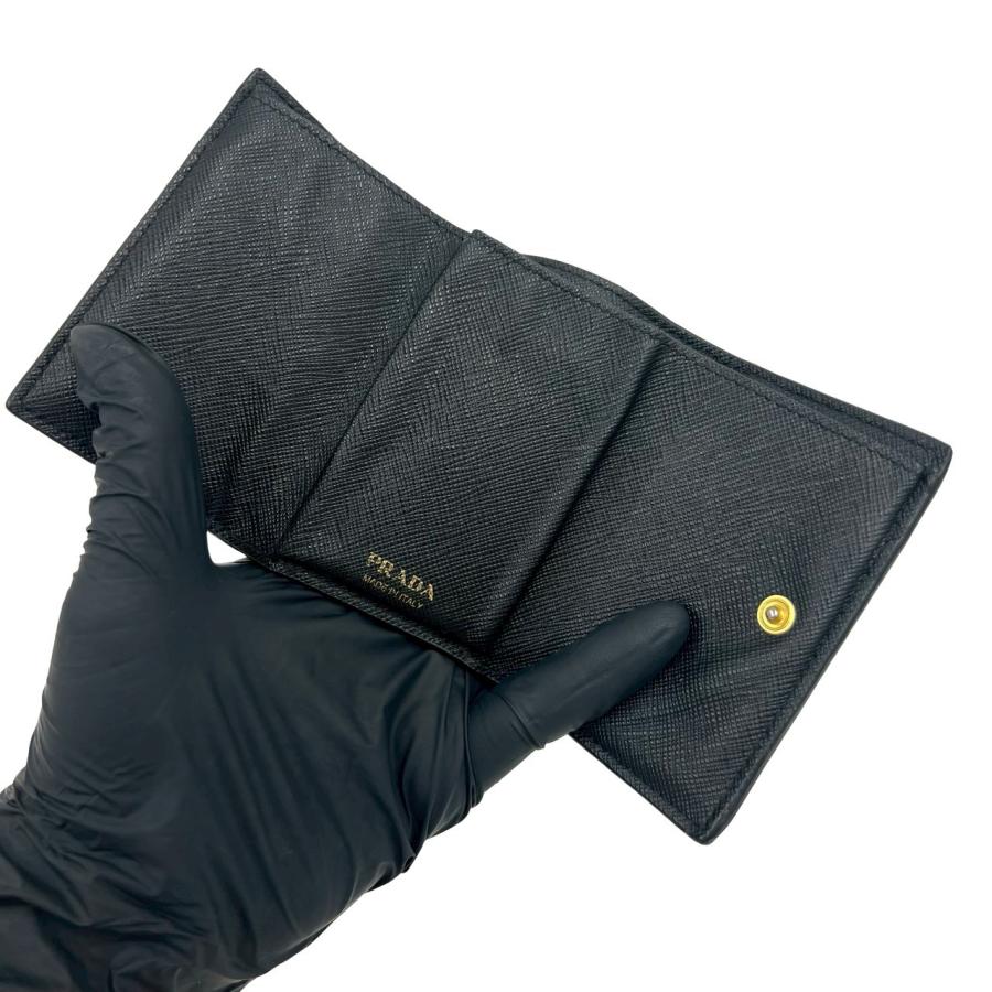 PRADA プラダ サフィアーノ コンパクトウォレット 黒 ゴールド金具 レザー PRADA（プラダ） 極 美品 ロゴ 金具 サフィアーノ レザー 本革 三