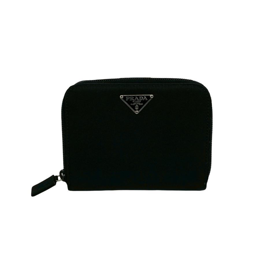 PRADA（プラダ） 極 美品 三角ロゴ 金具 サフィアーノ レザー テスート