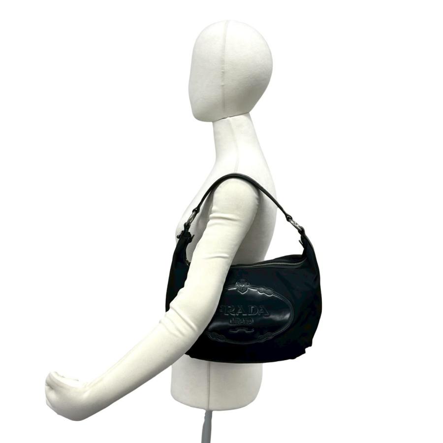PRADA（プラダ） 極 美品 希少品 ロゴ 刻印 ナイロン レザー 本革 セミ