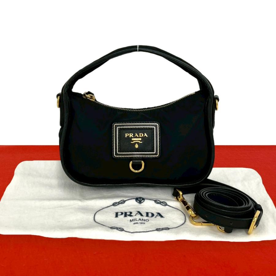 PRADA（プラダ） 極 美品 保存袋付 ロゴ 金具 テスート ナイロン 