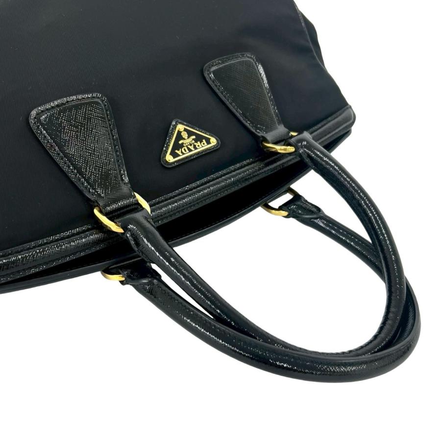 PRADA（プラダ） ほぼ未使用 希少品 三角 ロゴ プレート 金具 ナイロン
