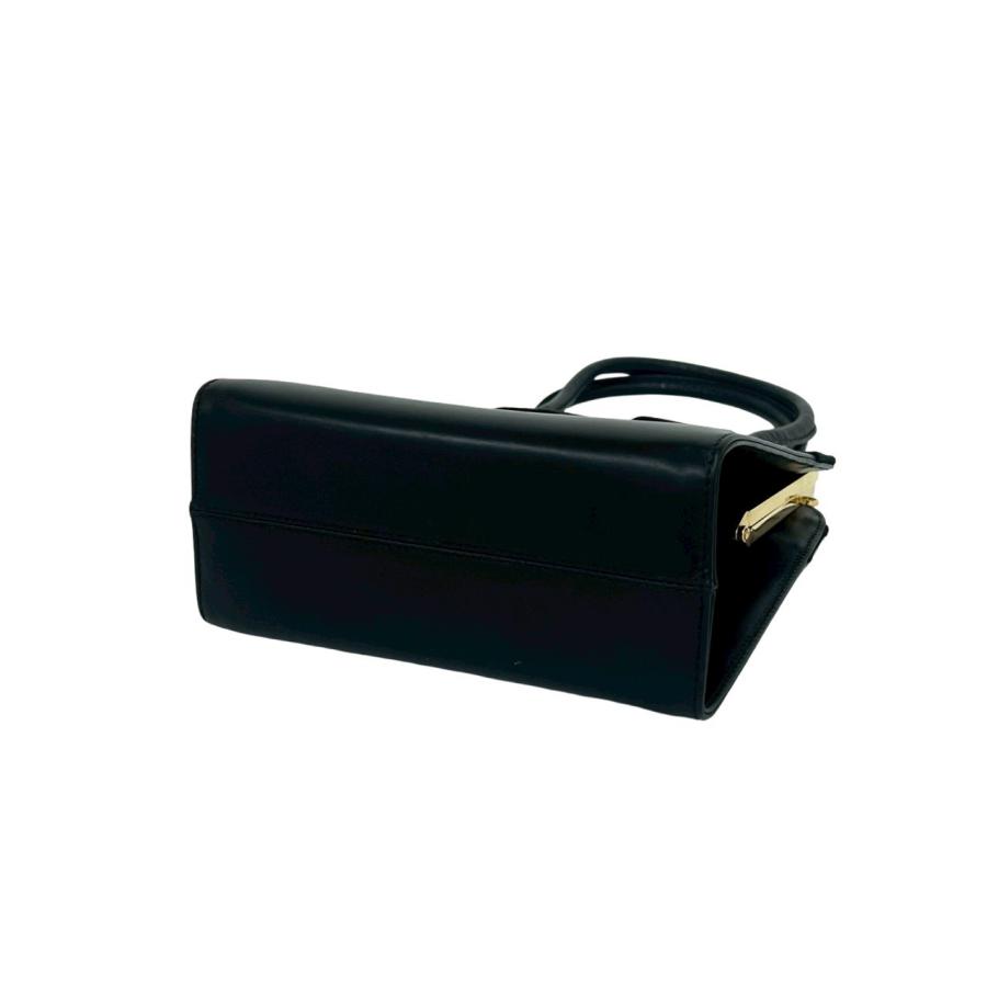 極 美品 Salvatore Ferragamo サルヴァトーレフェラガモ ヴァラリボン