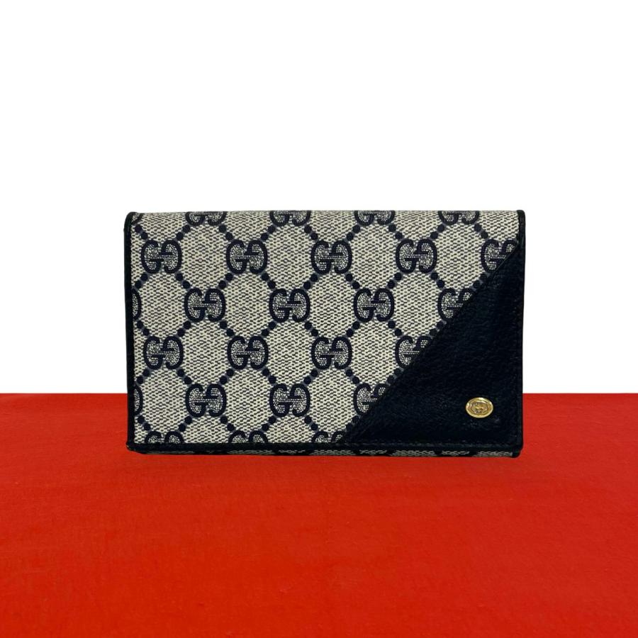 GUCCI（グッチ） 極 美品 希少品 GG ロゴ 柄 金具 レザー 本革 二 