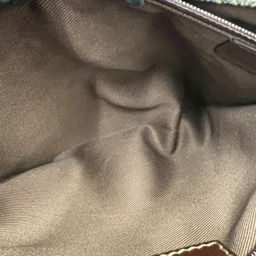 LOEWE（ロエベ） 極 美品 袋付き リピート アナグラム 柄 ロゴ 金具