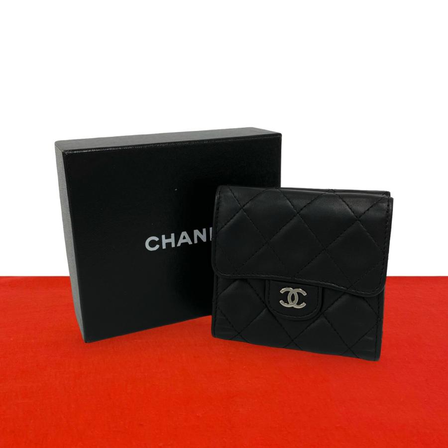 CHANEL（シャネル） 極 美品 箱付き シール有 13番台 マトラッセ ココ