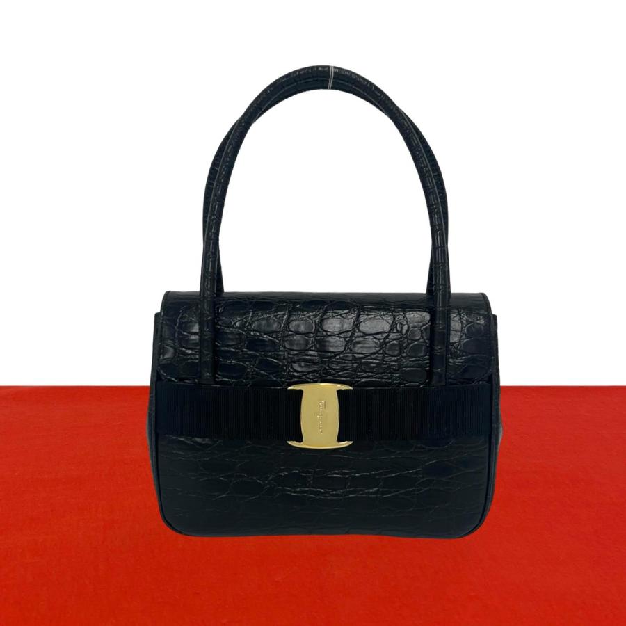 極 美品 Salvatore Ferragamo サルヴァトーレフェラガモ ヴァラリボン 