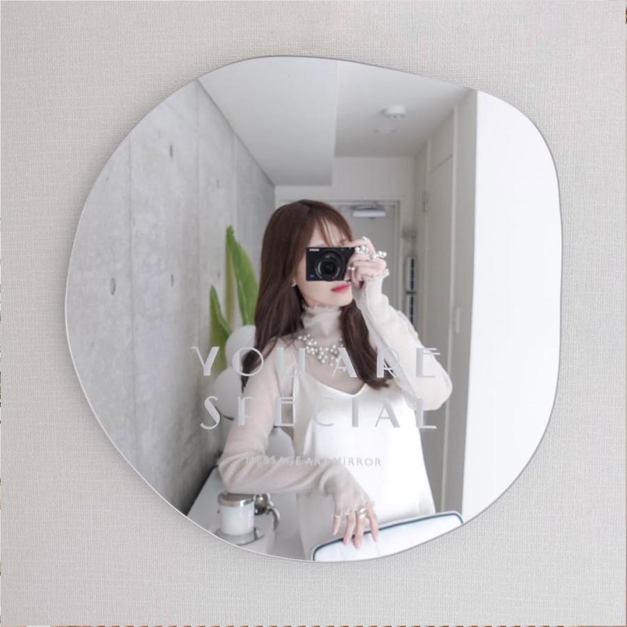 ウェーブミラー/ニュアンスミラー/インテリア/鏡/壁掛け/北欧モダン