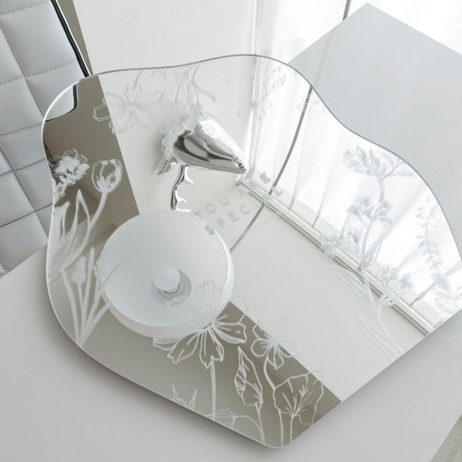 ウェーブミラー/ニュアンスミラー/インテリア/鏡/壁掛け/北欧モダン