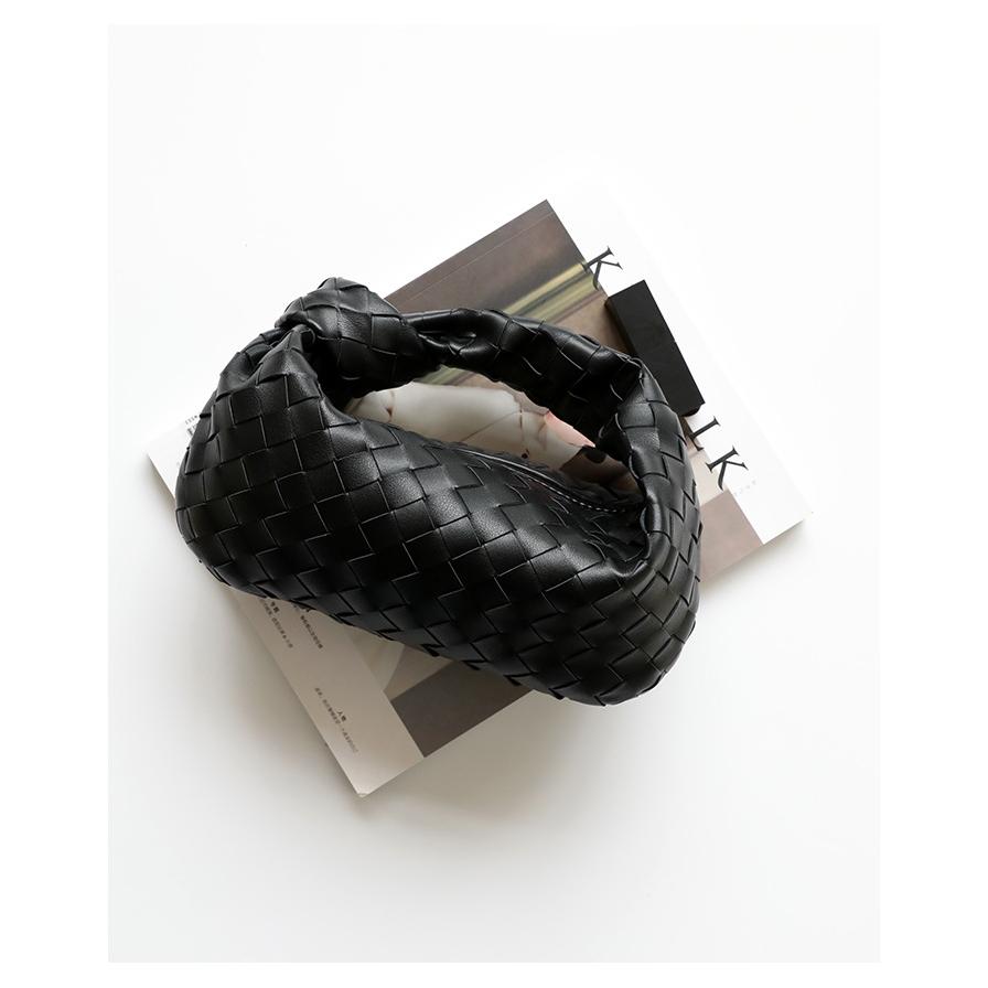 新商品】牛革編み込みラップバッグ イントレチャート ハンドバッグ 本