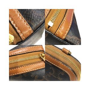 CELINE（セリーヌ） 【中古】 トリオンフ チェーン付き クラッチバッグ