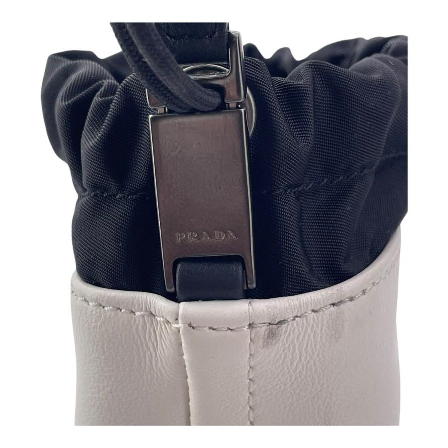 PRADA 【中古】 プラダ 巾着ポーチ 化粧ポーチ 2TL386 ミニポーチ 
