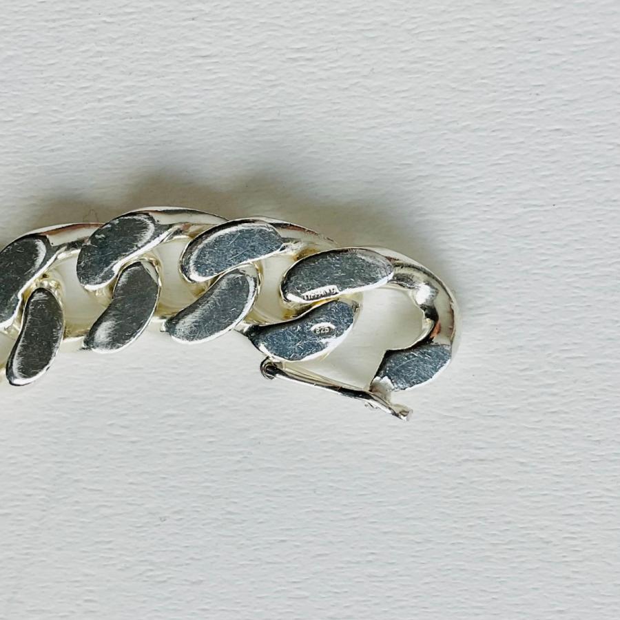vintage Tiffany ヴィンテージティファニー 喜平チェーンブレスレット silver925     商品情報    vintageTiffany喜平ブレスレットsilver925全長21センチ最幅1センチ中古品です