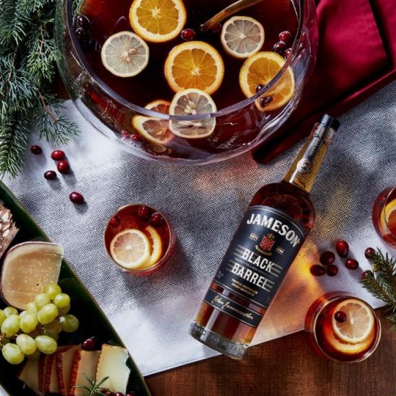 ジェムソン - 貨物輸送無料 JAMESON 黒いこと・バレル 700ml×12本