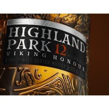 ハイランドパーク12年 ヴァイキング・オナー正規 : リカーズ ハイランドパーク12年 ヴァイキング・オナー正規 : リカーズ
