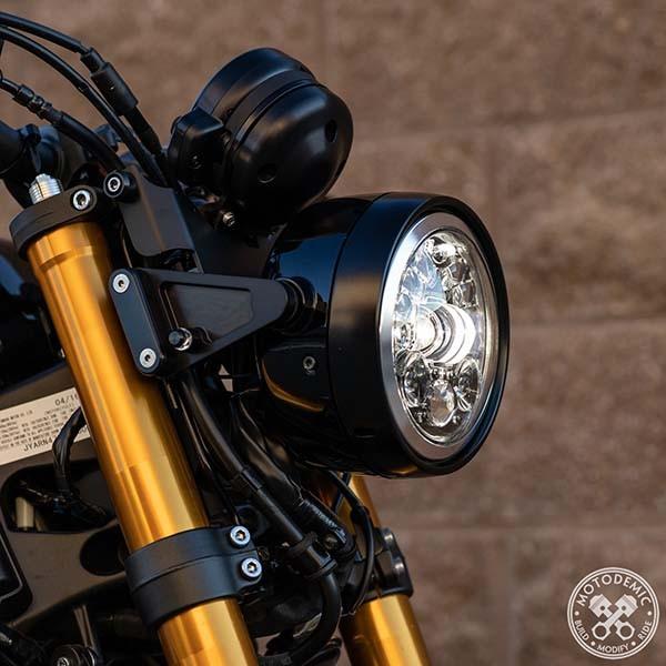 XSR900&XSR700 アップグレード ADAPTIVE(照射範囲可変)ヘッド XSR900&XSR700 アップグレード ADAPTIVE(照射範囲可変)ヘッド