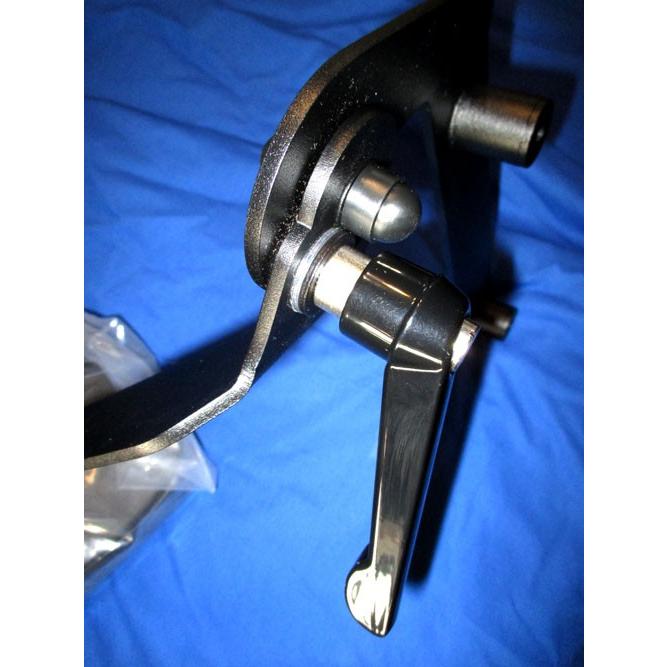 Can-Am　SPYDER F3用 SMOOTHSPYDER F-3 デュアルモード　バックレスト |  | 04