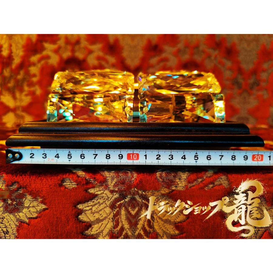 オリジナル！新品☆壁掛けシャンデリア 2個セット☆木枠土台 ゴールド