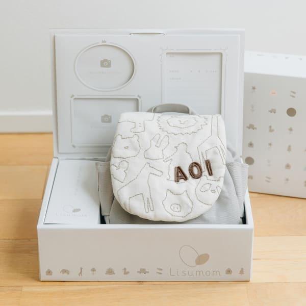 【出産祝い】【名前:りん】リュック＋ベルト＋スタイ×2 ギフトボックス付き 出産祝い】【名前:りん】リュック＋ベルト＋スタイ×2 ギフト