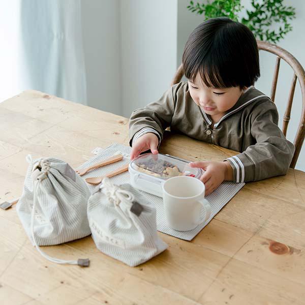 名前刺繍無料 入園グッズ 男の子 女の子 入園祝い ランチョンマット2枚