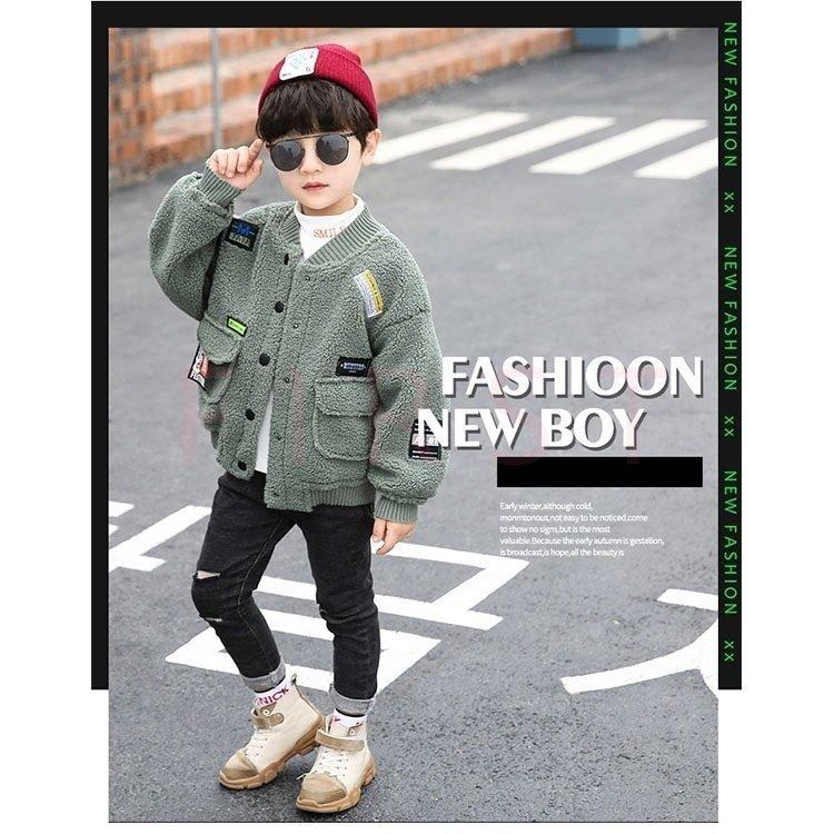 22a W新作 送料無料 子ども服 韓国子供服 男の子 ムートン調コート 秋冬 長袖 裹起毛ジャケッ 韓国子供服 男の子 ムートン調コート 秋冬 長袖 裹起毛ジャケット ボアコート 子供服 キッズ アウター 上着 防寒 寒さ対策 暖かい シンプル モコモコ 厚手 綿服 Www