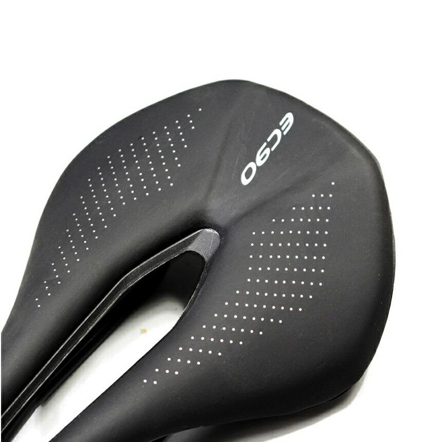 お尻の痛みを解消するショートノーズサドル ロードバイク クロスバイク