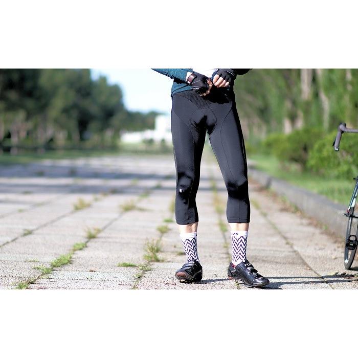 サイクルウェア よく伸びてフィットする3/4パッド付ショーツ