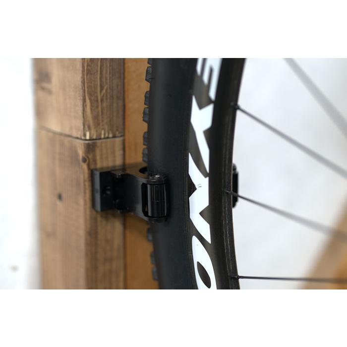 壁が自転車ラックに『アジャスタブル・バイクウォールクリップ』ロードバイクからMTBまで広く対応 |  | 03