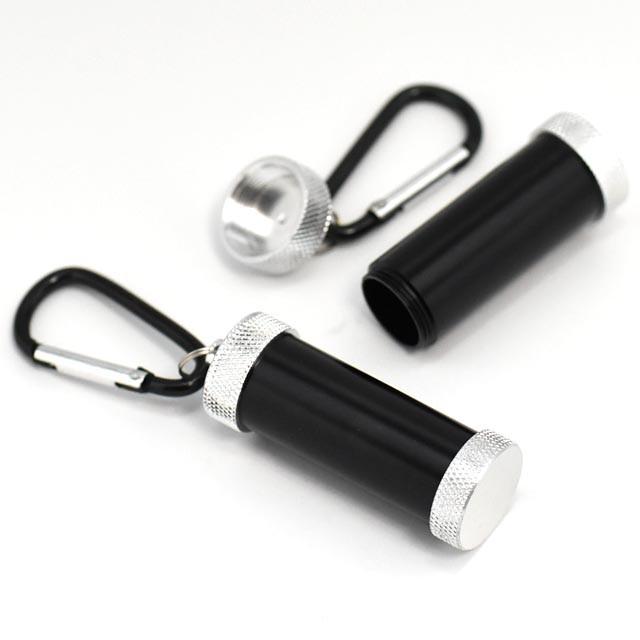 両側開く携帯用灰皿 ピルケース カラビナ付 |  | 01