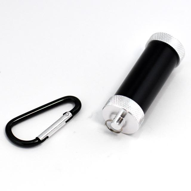 両側開く携帯用灰皿 ピルケース カラビナ付 |  | 04