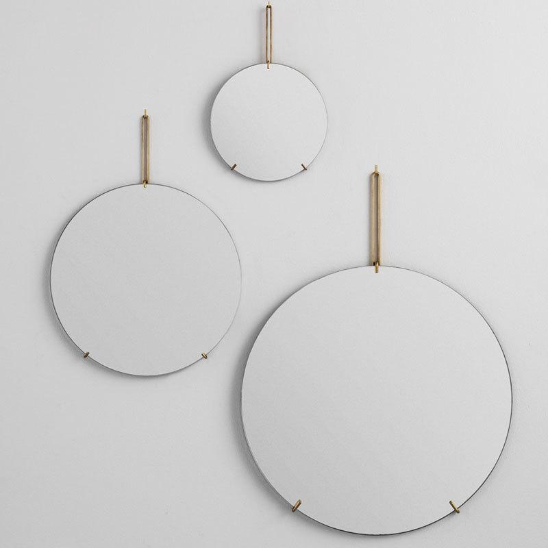 MOEBE 真鍮　ムーべ　ウォールミラー　50センチ　ブラス　デンマーク 楽天市場】MOEBE ウォールミラー 直径 50cm ブラス 鏡 壁掛け