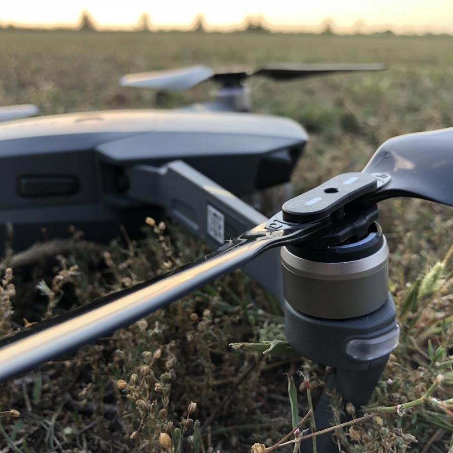 DJI Mavic Pro & Proプラチナ用MASアップグレードプロペラ ブラック - 4個セット mxn26g8 MA DJI Mavic Pro & Platinum用アップグレード・プロペラ MR-MC 8.3x4