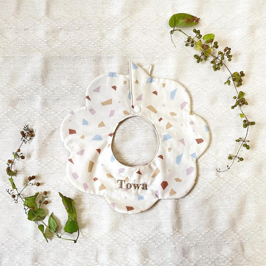 スタイ 名入れ テラゾー柄 もくもくスタイ 刺繍 日本製 名入れ無料