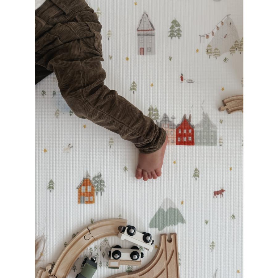 Boccaccini Meadows X Little Bot Baby Play Mat (Ofie mat, Wonderland) |  | 04
