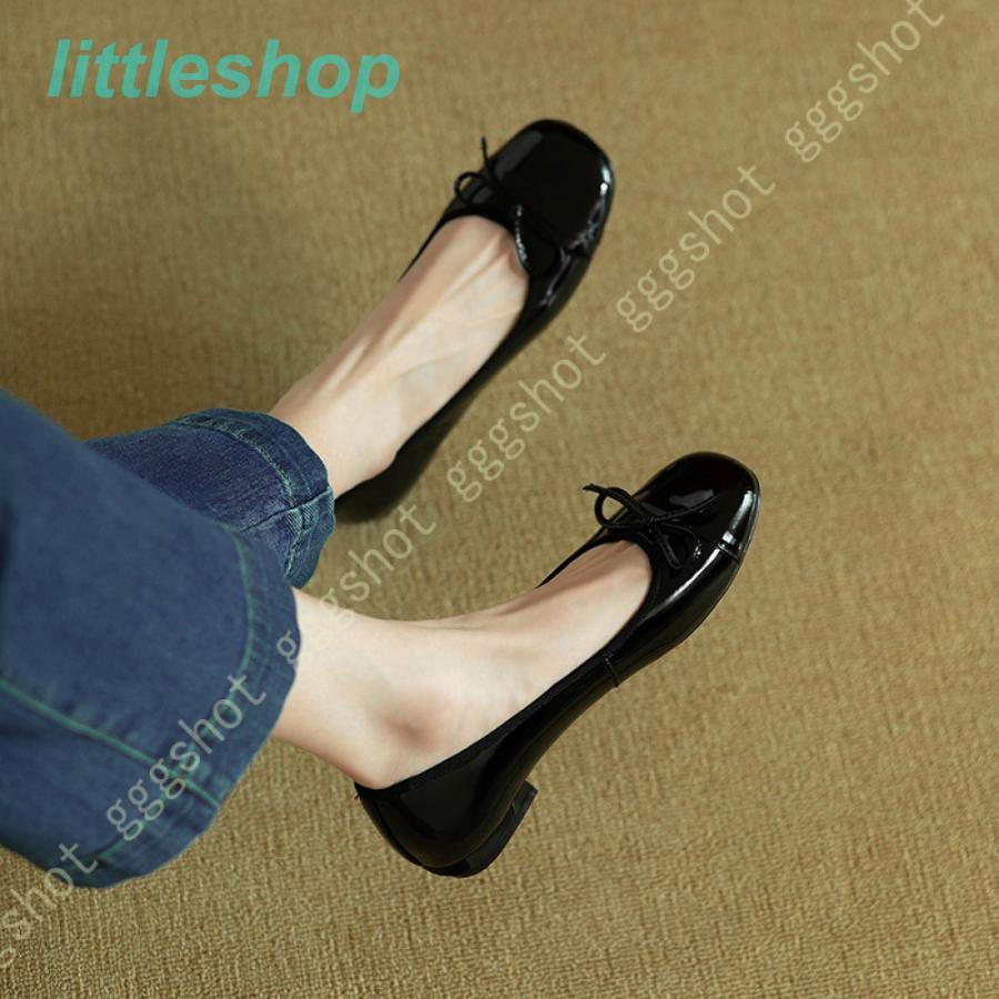 プラダ　フラットパンプス　リボン　バレエシューズ　ブラック　エナメル プラダ PRADA バレエシューズ フラットシューズシューズ