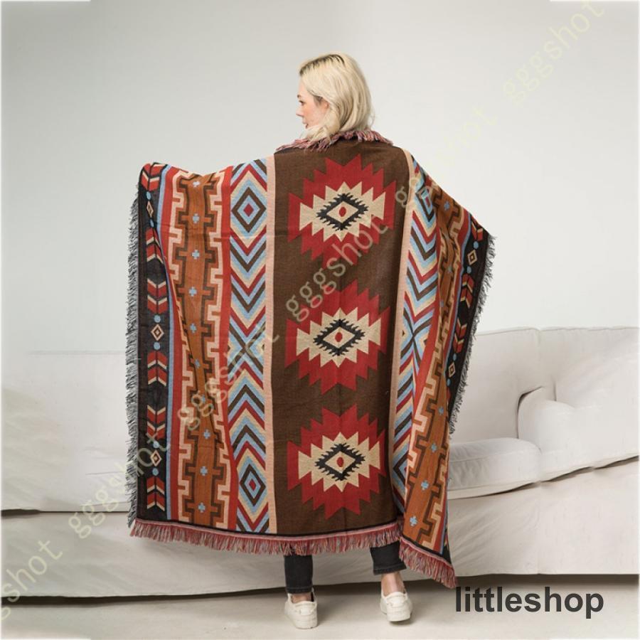 中国アンティーク　少数民族　手刺繍　テーブルクロス、ソファーカバー、タペストリー 民族風 マルチカバー 防汚 タペストリー 壁掛け ソファーカバー 保護